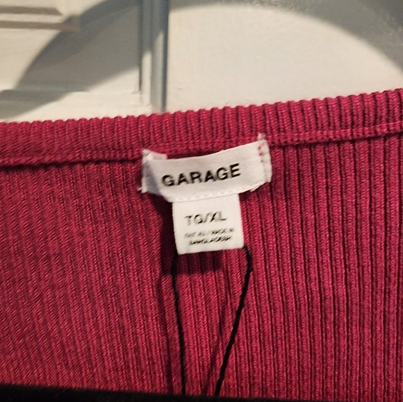 Garage Clothing Top - NEW - Picture 5 of 5